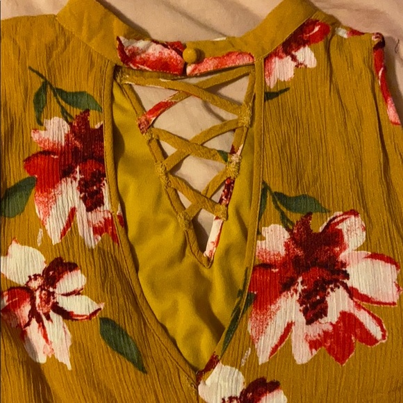 Dress - Picture 3 of 4